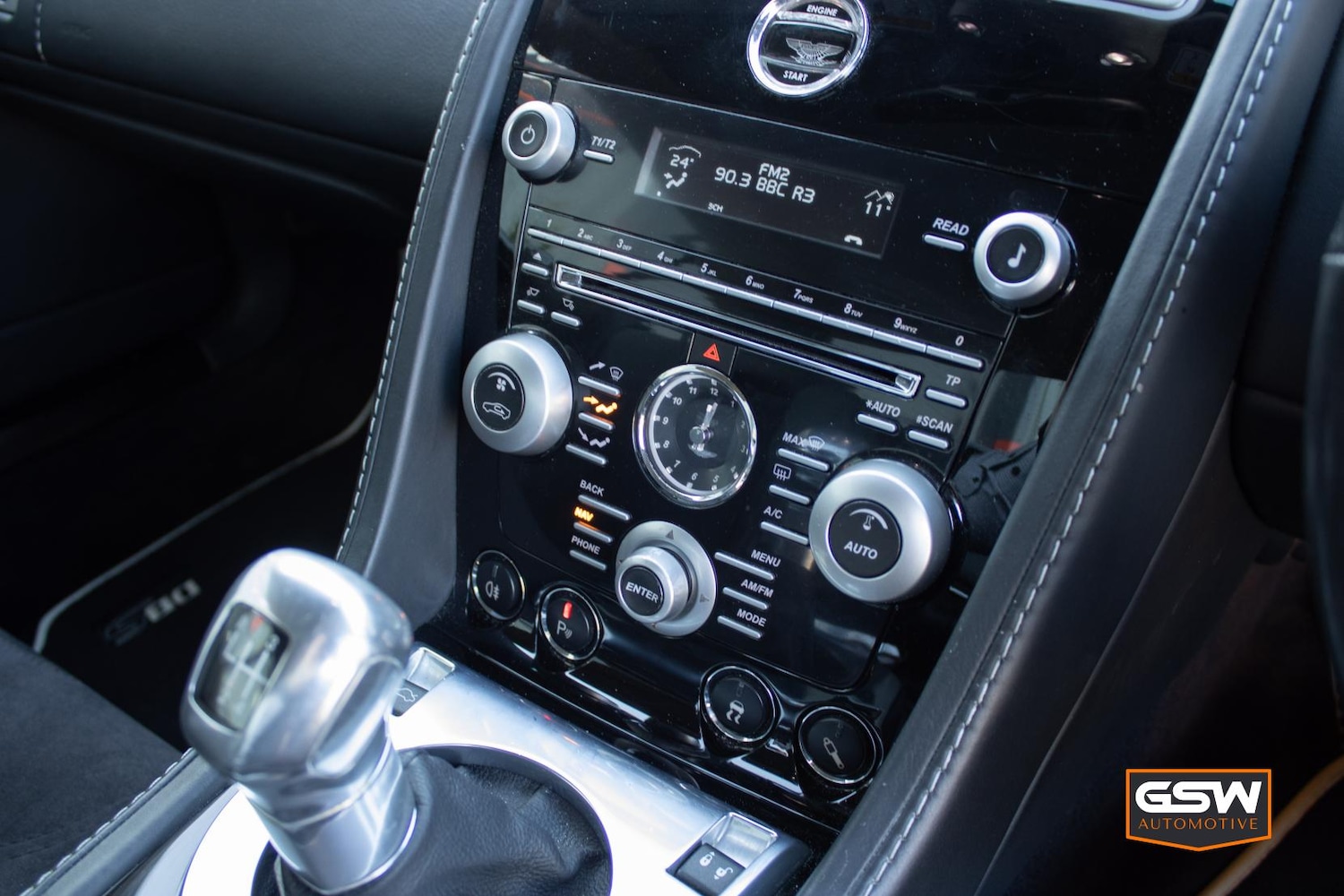 Used Aston Martin DBS 2009 for sale - 76504793: Photo 4