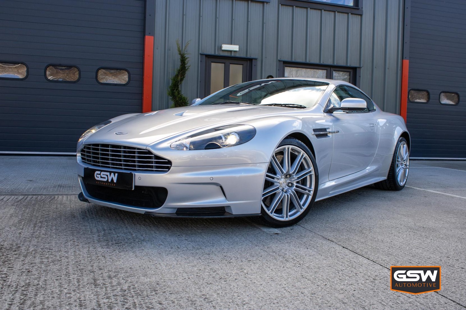 Used Aston Martin DBS 2009 for sale - 76504793: Photo 9