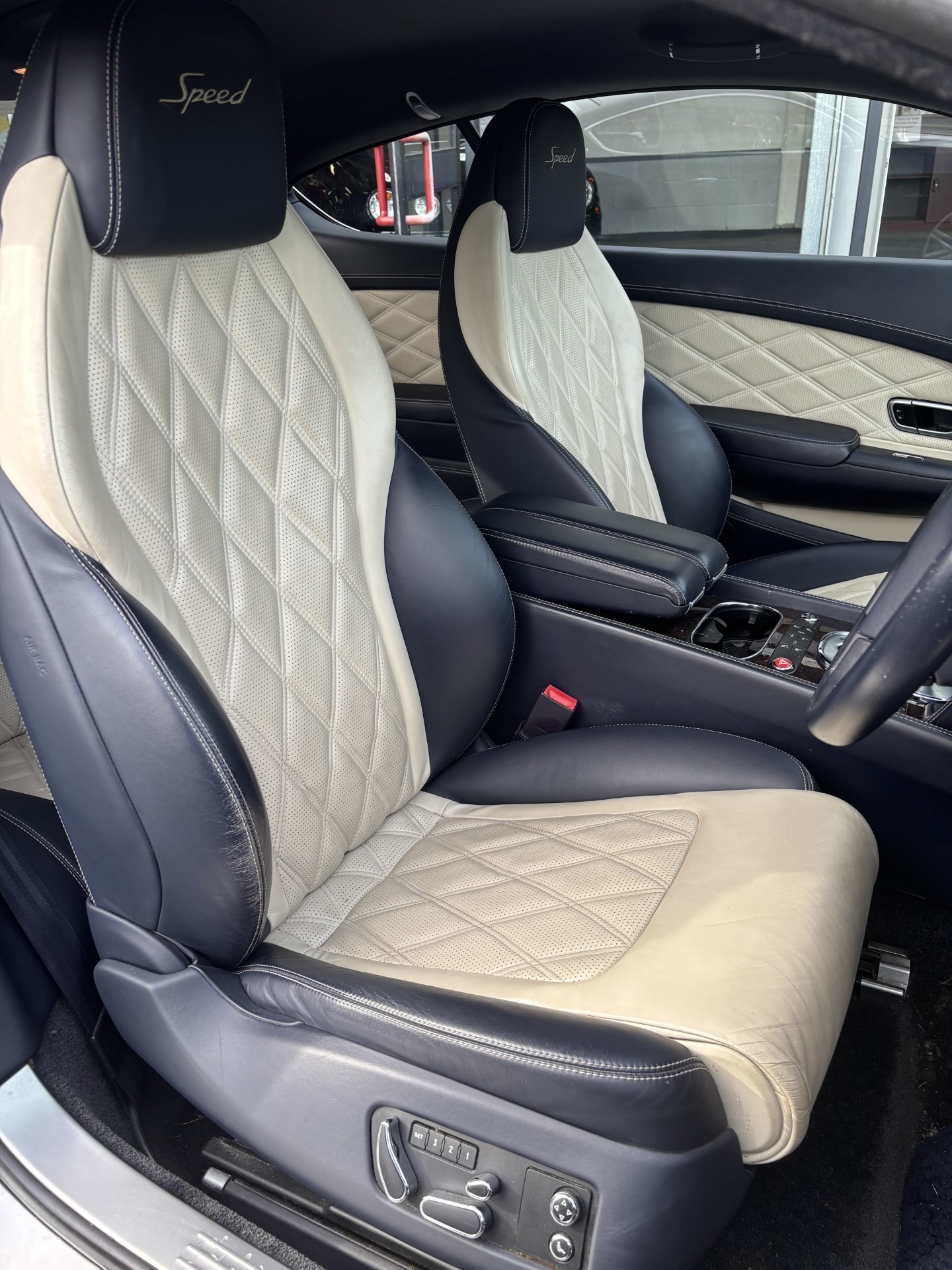 Used Bentley Continental 2015 for sale - 78162057: Photo 7