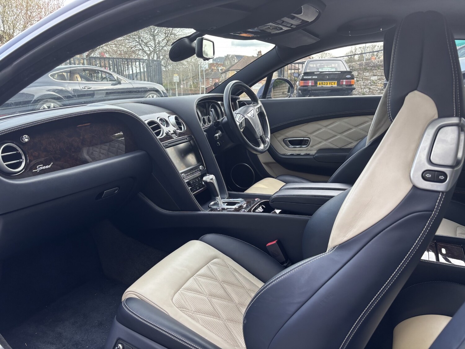 Used Bentley Continental 2015 for sale - 78162057: Photo 9