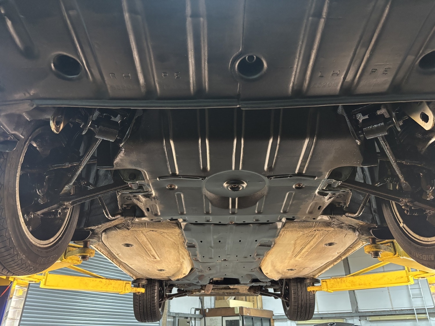 Used Toyota MR2 1999 for sale - 77846635: Photo 19