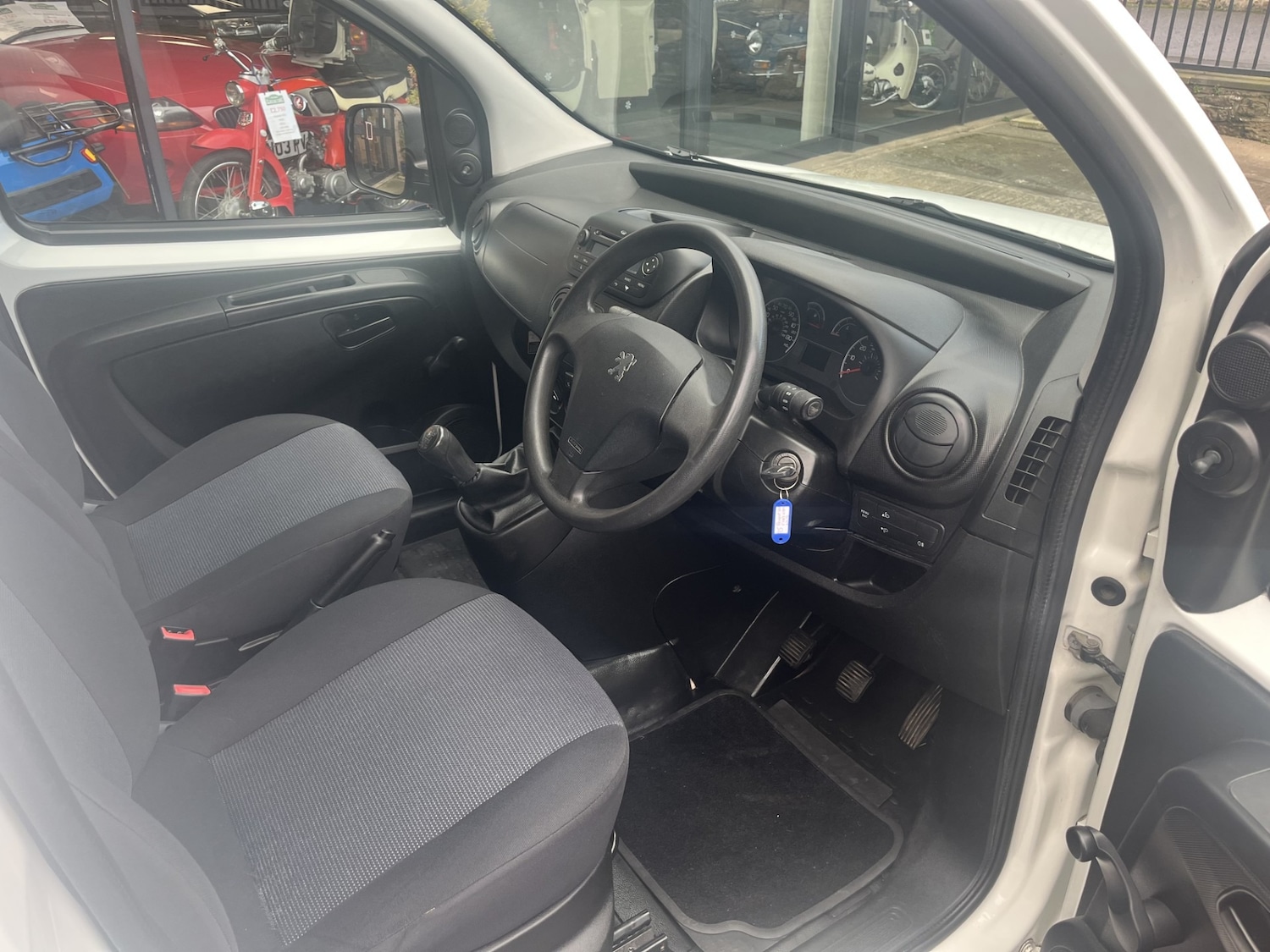 Used Peugeot Bipper 2013 for sale - 77676400: Photo 7