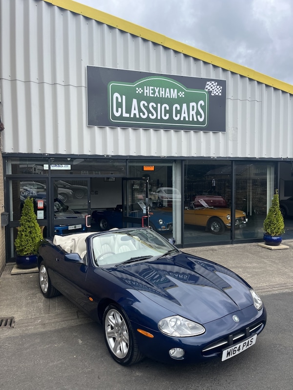 Used Jaguar XK8 2000 for sale - 75546120: Photo 1