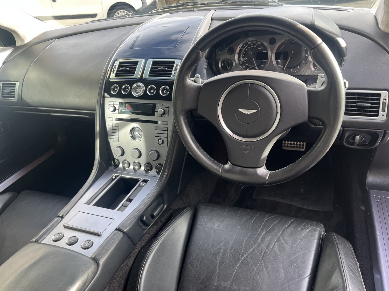 Used Aston Martin DB9 2005 for sale - 77579270: Photo 10