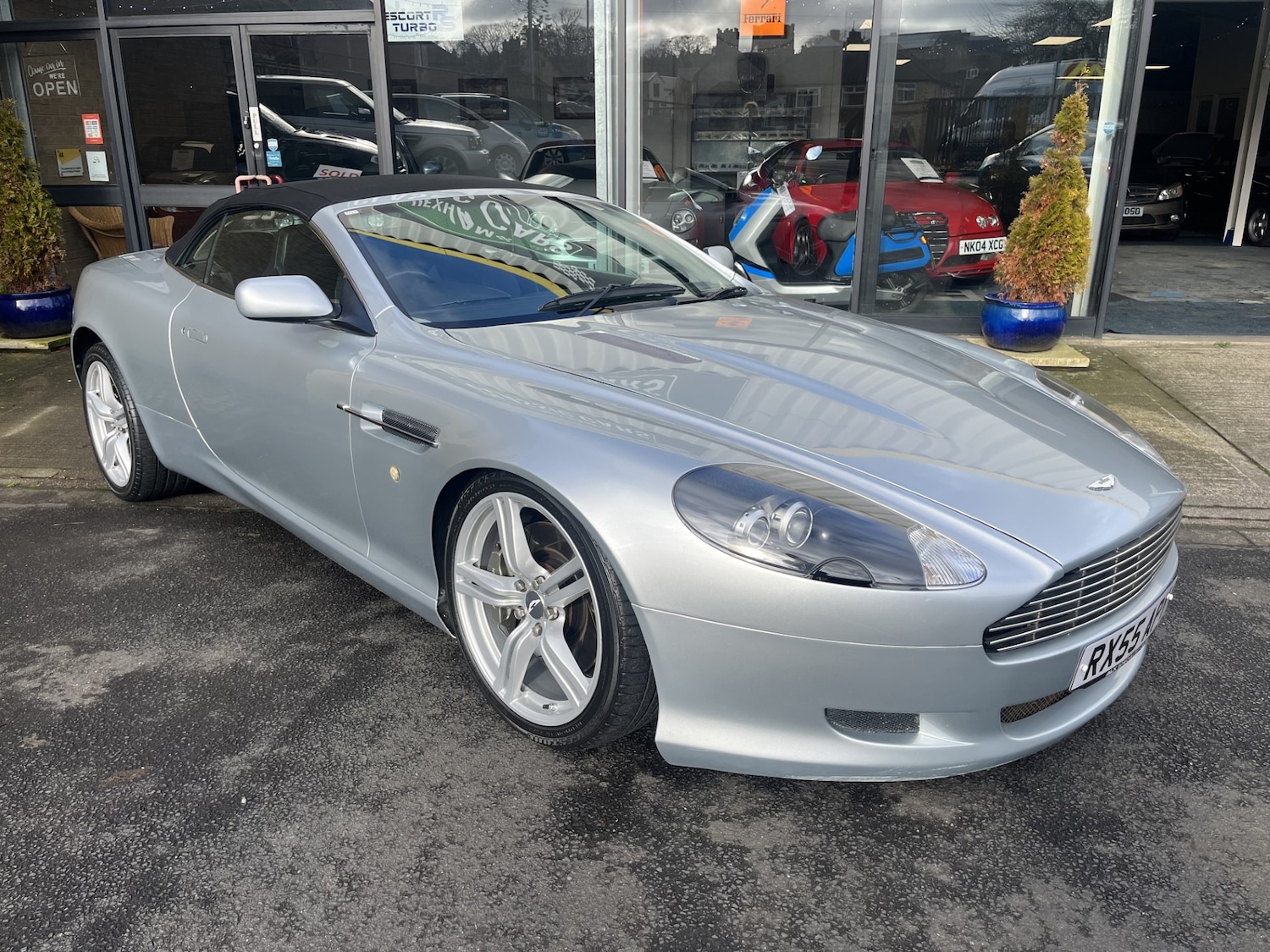 Used Aston Martin DB9 2005 for sale - 77579270: Photo 2