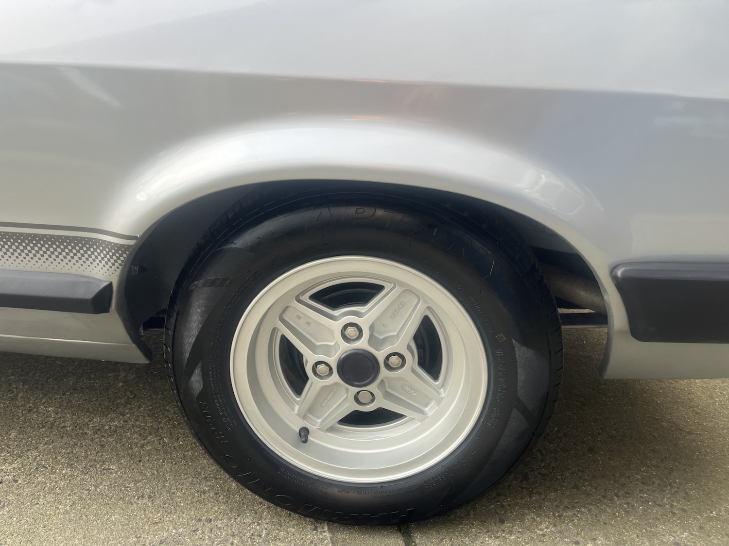 Used Ford Capri 1985 for sale - 77592144: Photo 13