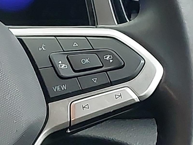 Used Volkswagen T-Roc 2023 for sale - 77141099: Photo 11