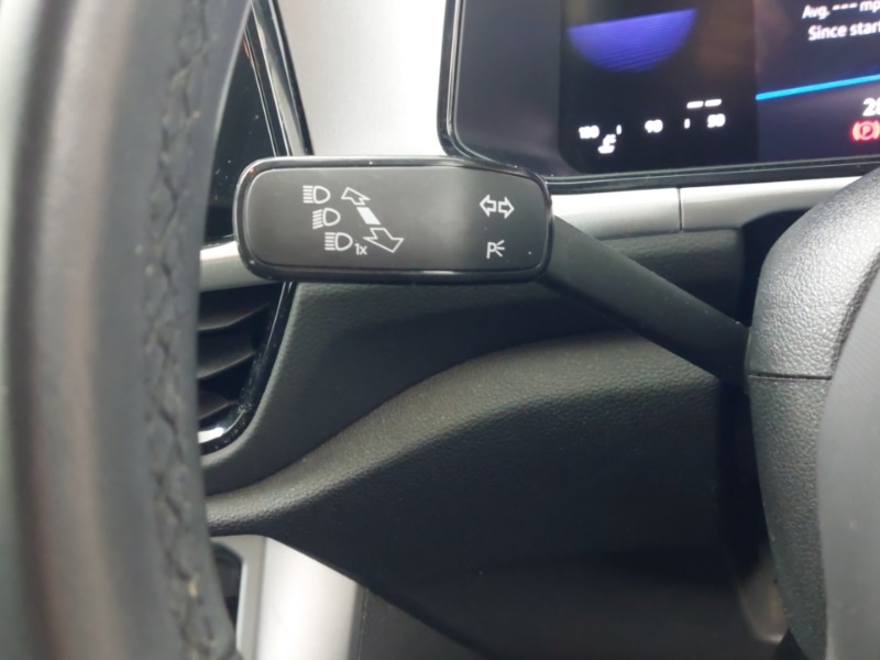 Used Volkswagen T-Roc 2023 for sale - 77141099: Photo 16