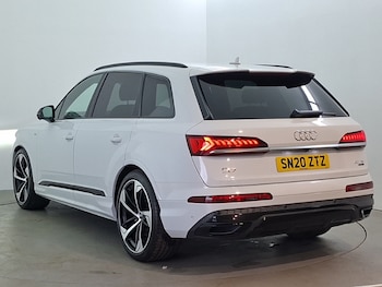Used Audi Q7 2020 for sale - 79139473: Photo