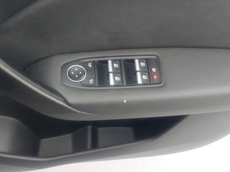 Used Renault Captur 2022 for sale - 76521392: Photo 13