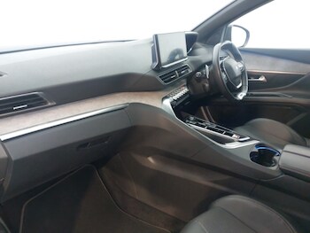 Used Peugeot 5008 2023 for sale - 78391950: Photo