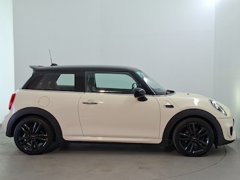 Used MINI Hatch 2019 for sale - 79218583: Photo