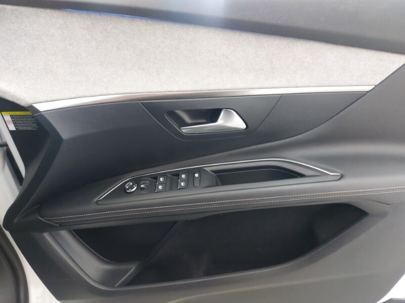 Used Peugeot 3008 2022 for sale - 77081184: Photo 16