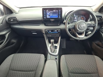 Used Toyota Yaris 2023 for sale - 79278699: Photo