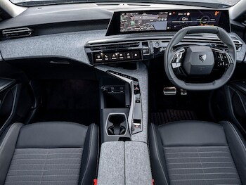 Used Peugeot 5008 2025 for sale - 78071191: Photo