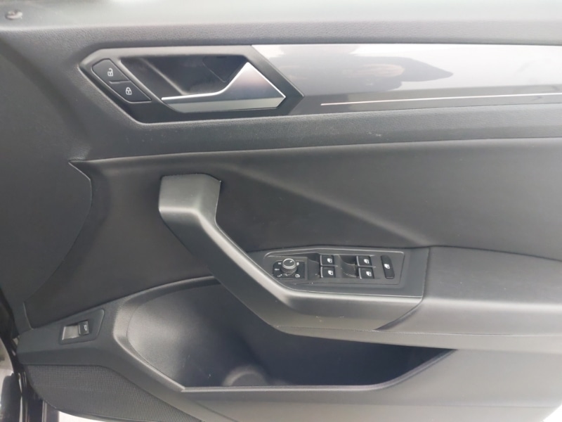 Used Volkswagen T-Roc 2021 for sale - 77782658: Photo 16