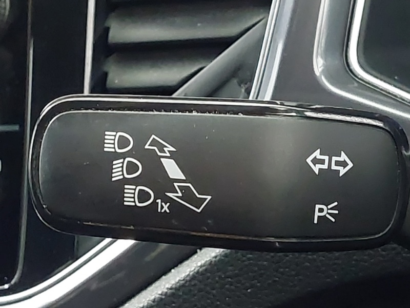 Used Volkswagen T-Roc 2021 for sale - 77782658: Photo 18