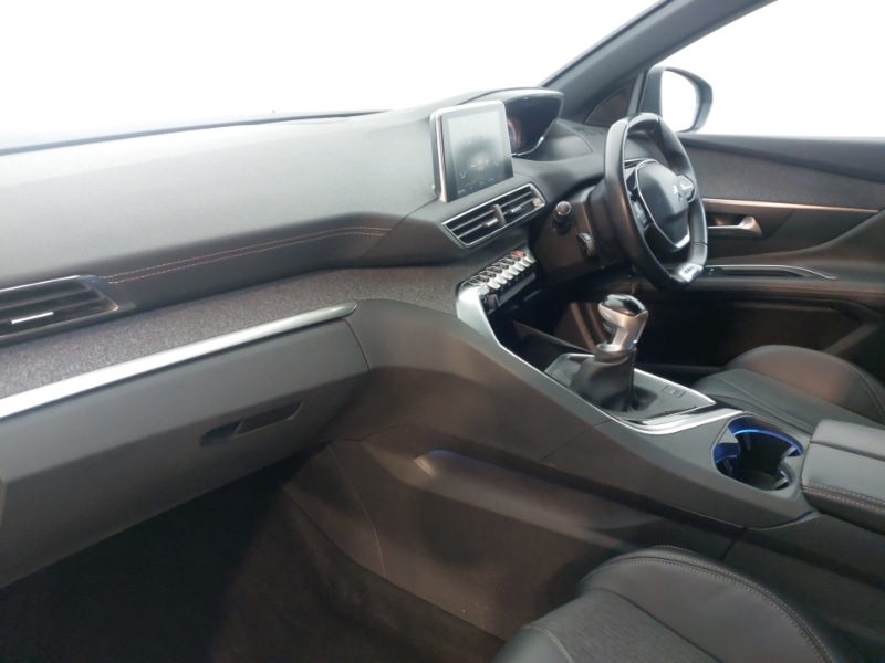 Used Peugeot 3008 2018 for sale - 77899182: Photo 5