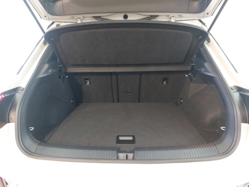 Used Volkswagen T-Roc 2022 for sale - 76404064: Photo 8