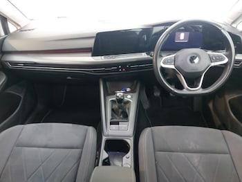 Used Volkswagen Golf 2020 for sale - 76915637: Photo