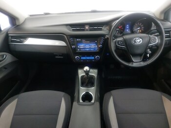 Used Toyota Avensis 2017 for sale - 78515454: Photo