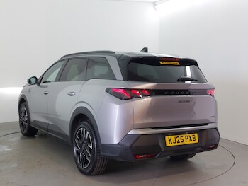Used Peugeot 5008 2025 for sale - 78963138: Photo
