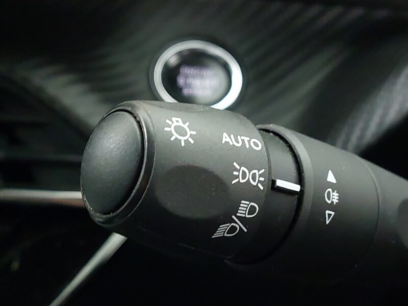 Used Peugeot 2008 2022 for sale - 77816023: Photo 18