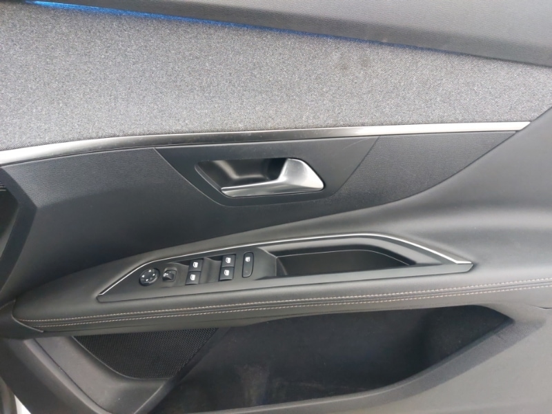 Used Peugeot 3008 2020 for sale - 77405140: Photo 16