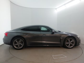 Used Audi e-tron GT 2023 for sale - 78656284: Photo