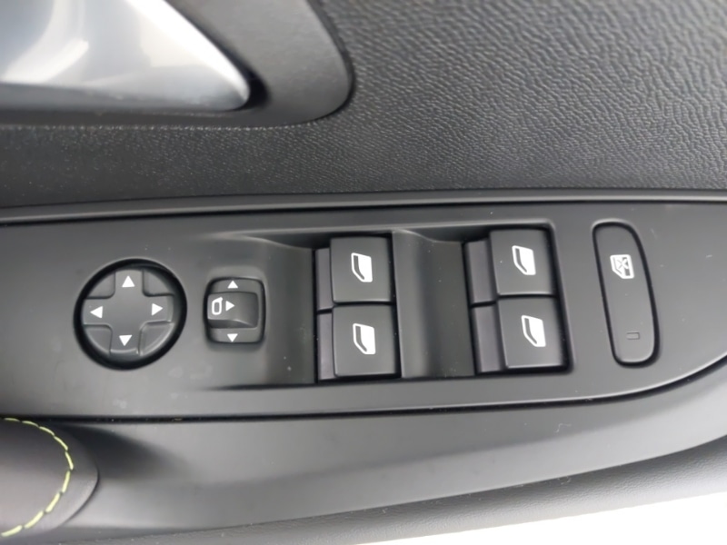 Used Peugeot 208 2025 for sale - 77466348: Photo 12