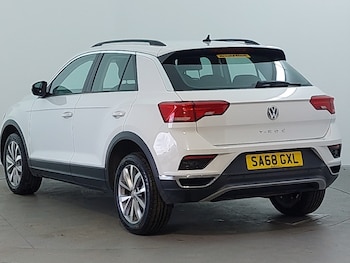 Used Volkswagen T-Roc 2018 for sale - 78827522: Photo