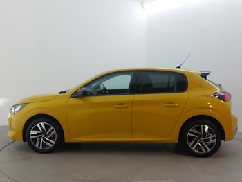 Used Peugeot 208 2023 for sale - 77751556: Photo