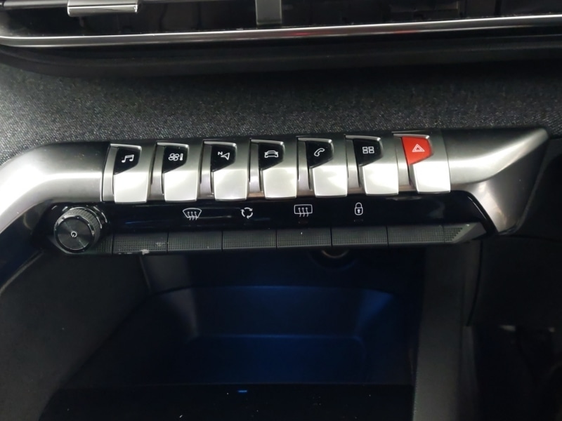 Used Peugeot 3008 2018 for sale - 77251848: Photo 15