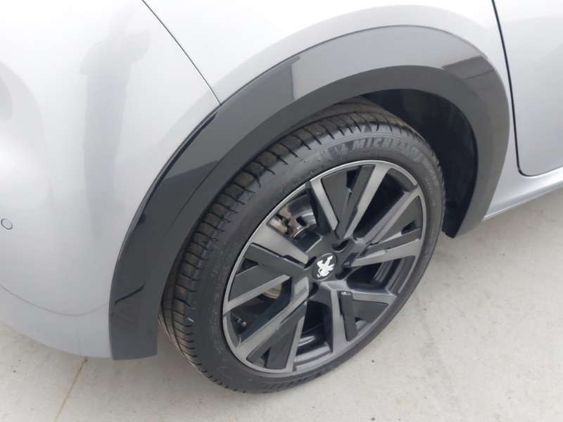 Used Peugeot 208 2023 for sale - 77933038: Photo 13