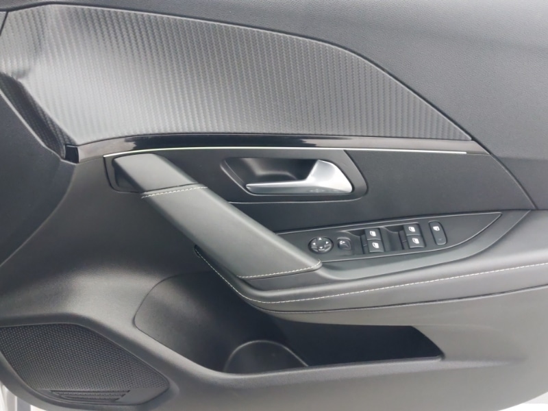 Used Peugeot 208 2023 for sale - 77933038: Photo 16