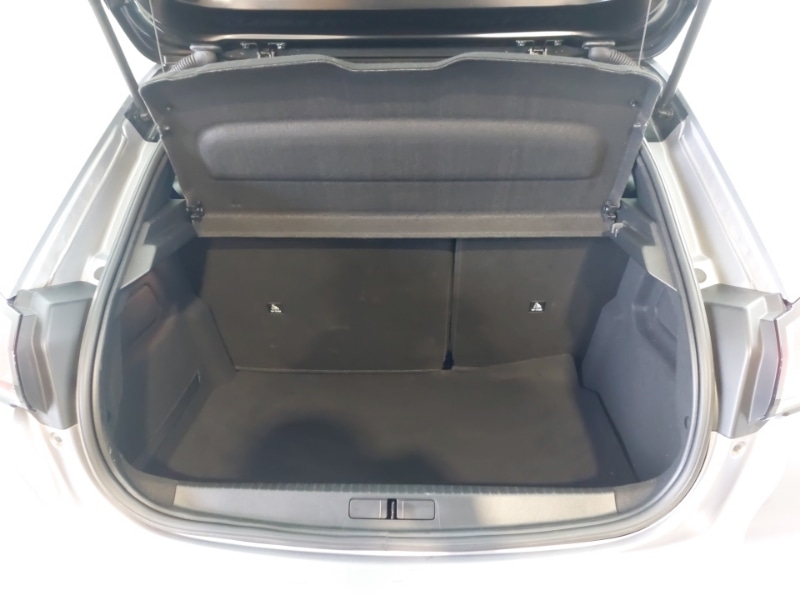 Used Peugeot 208 2023 for sale - 77933038: Photo 8