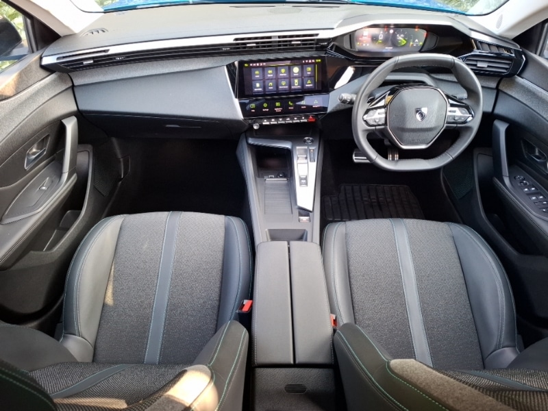 Used Peugeot 308 2023 for sale - 78118220: Photo 2