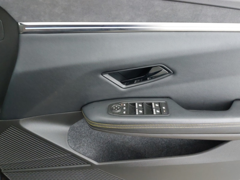 Used Renault Megane E Tech 2023 for sale - 76970239: Photo 16