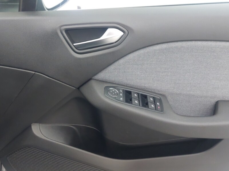 Used Renault Clio 2024 for sale - 76880229: Photo 16