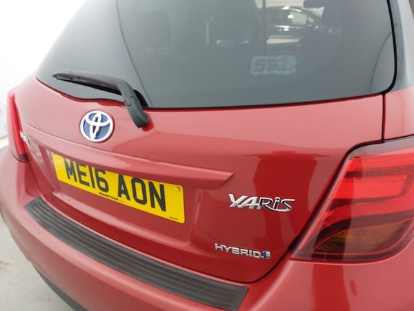 Used Toyota Yaris 2016 for sale - 76325441: Photo 15