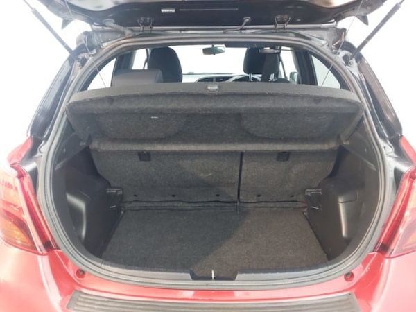 Used Toyota Yaris 2016 for sale - 76325441: Photo 8