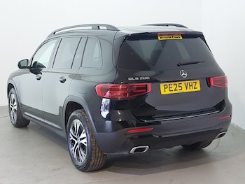 Used Mercedes-Benz GLB 2025 for sale - 78740399: Photo