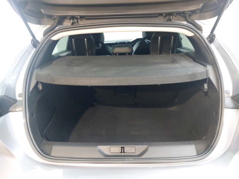 Used Peugeot 308 2022 for sale - 77081139: Photo 8