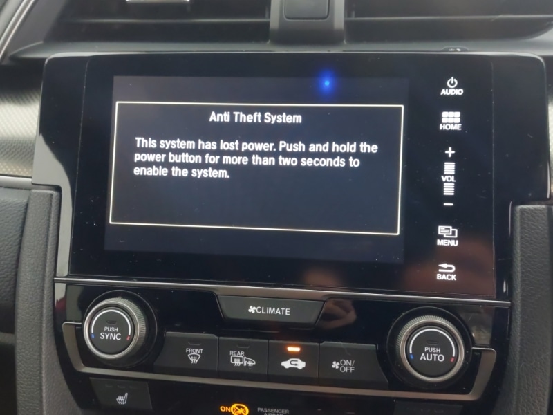 Used Honda Civic 2018 for sale - 77338564: Photo 19