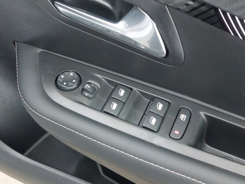 Used Peugeot 208 2025 for sale - 77482799: Photo 13