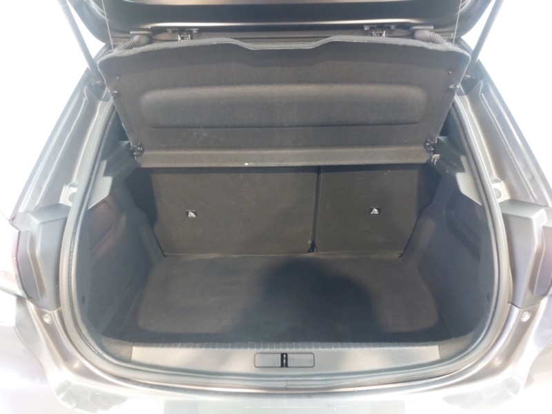 Used Peugeot 208 2022 for sale - 76506870: Photo 8