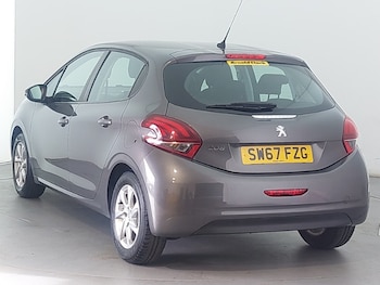 Used Peugeot 208 2018 for sale - 75645173: Photo