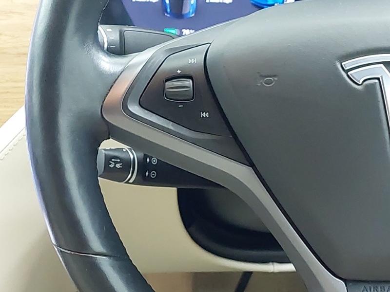 Used Tesla Model S 2020 for sale - 77338379: Photo 10