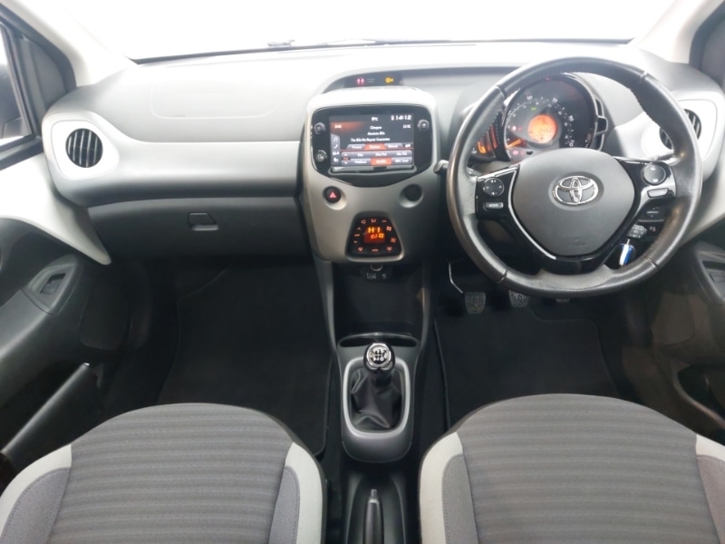 Used Toyota AYGO 2020 for sale - 77491498: Photo 2