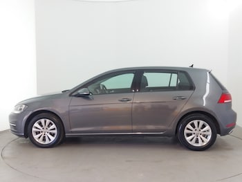 Used Volkswagen Golf 2017 for sale - 78342985: Photo